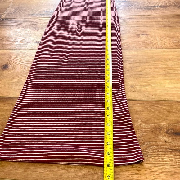 Striped Maroon and White Ribbed Dress - Picture 3 of 6